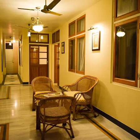 Hotel Arya Niwas-3